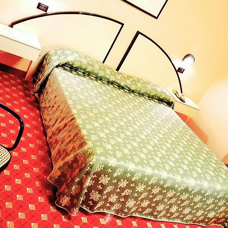 Hinterland Hotel Quartu Sant'Elena Luaran gambar