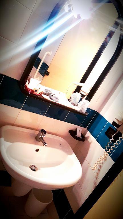Hinterland Hotel Quartu Sant'Elena Bilik gambar