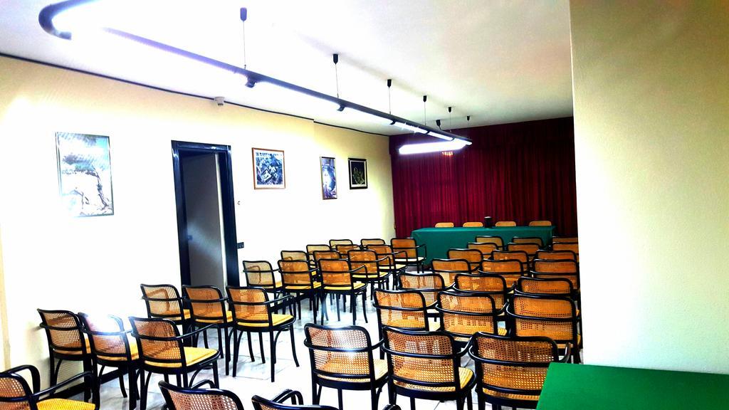 Hinterland Hotel Quartu Sant'Elena Luaran gambar