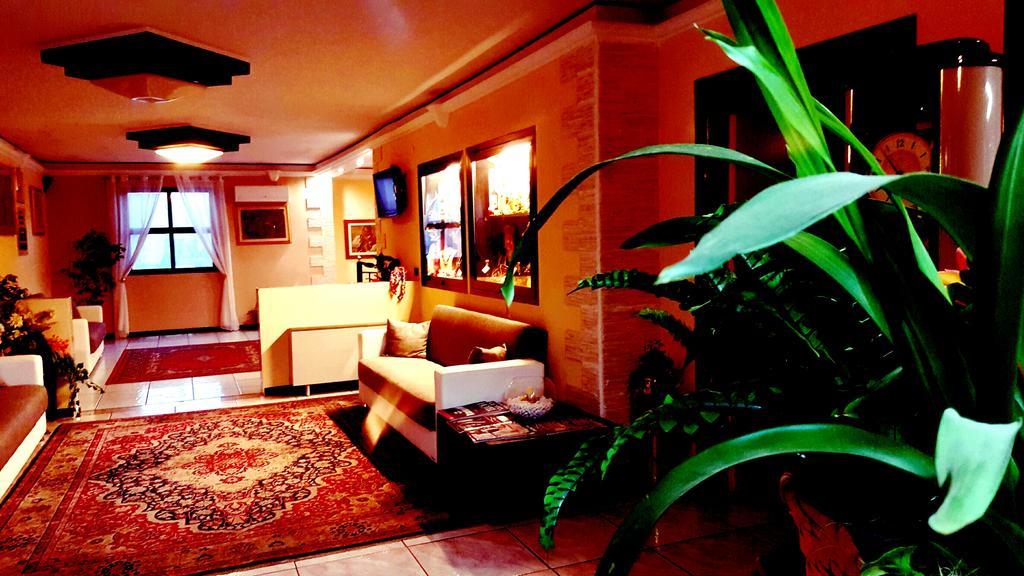 Hinterland Hotel Quartu Sant'Elena Luaran gambar