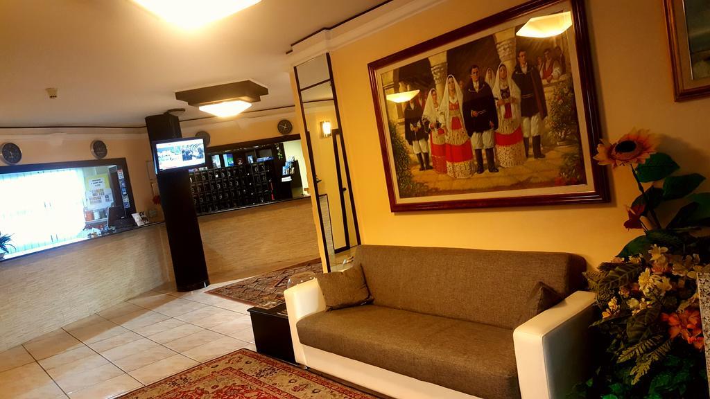 Hinterland Hotel Quartu Sant'Elena Luaran gambar